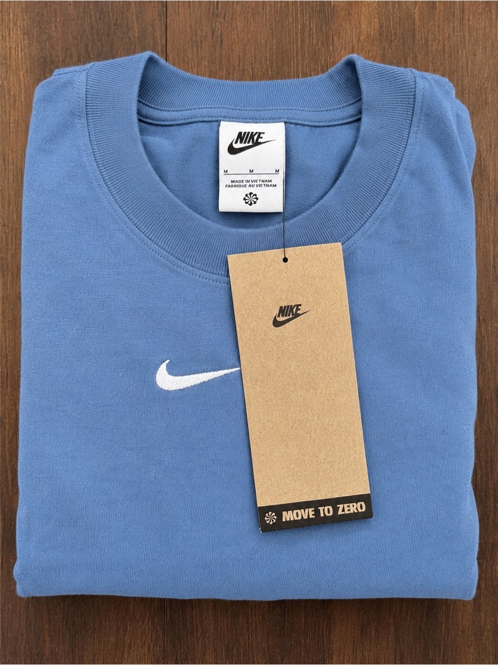 NWT Nike Women’s Medium Blue Embroidered Swoosh T-Shirt